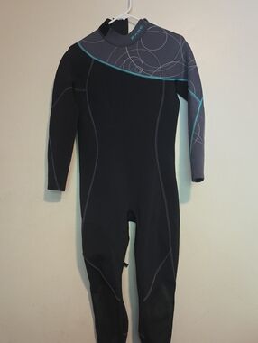 Women’s Black and Gray Full Wetsuit One-Piece